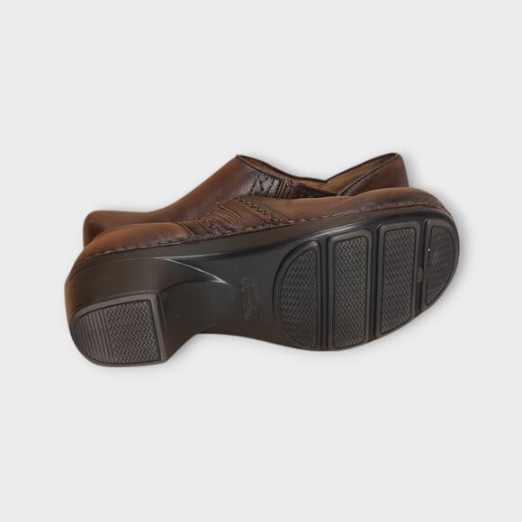 Womens Dansko Brown Leather Slip On Clog Heeled Shoes Size EU 39 US 8.5-9 - Picture 11 of 11